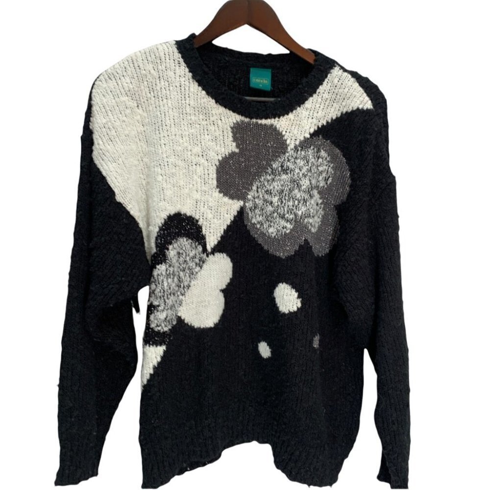 𝅺vintage 80's Canda Black/White Chunky Floral Long Sleeve Sweater Size M/L - Picture 2 of 8